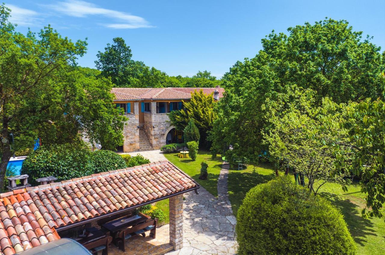 Casa Karnevali Žminj Exterior foto