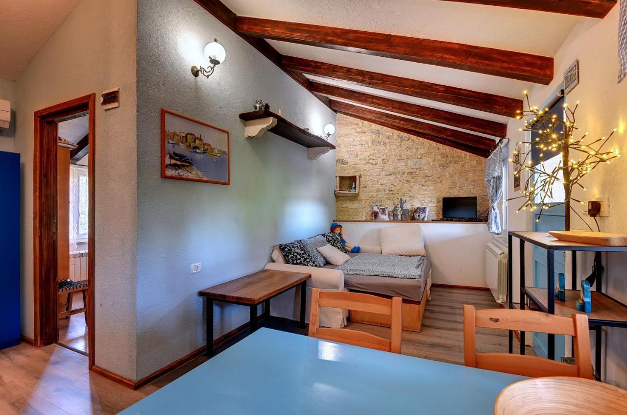 Casa Karnevali Žminj Exterior foto